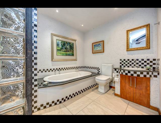 4 BEDROOM HOUSE FOR SALE IN BRYANSTON